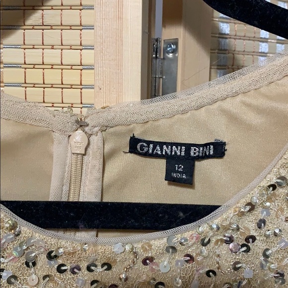 Gianni Bini Gold Sparkle Dress - Picture 4 of 4